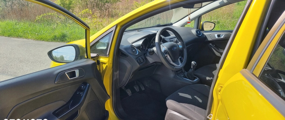 Ford Fiesta cena 27800 przebieg: 141000, rok produkcji 2013 z Polanica-Zdrój małe 631